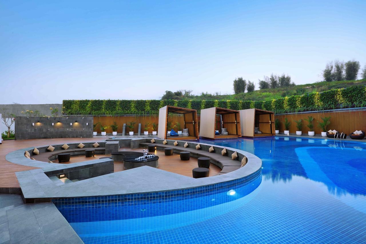 בוגור The Alana Hotel And Conference Sentul City By Aston מראה חיצוני תמונה